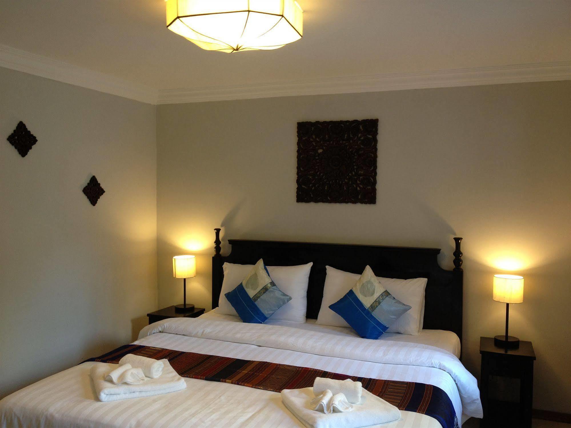 Cozy Boutique Hotel Phnom Penh Exterior photo
