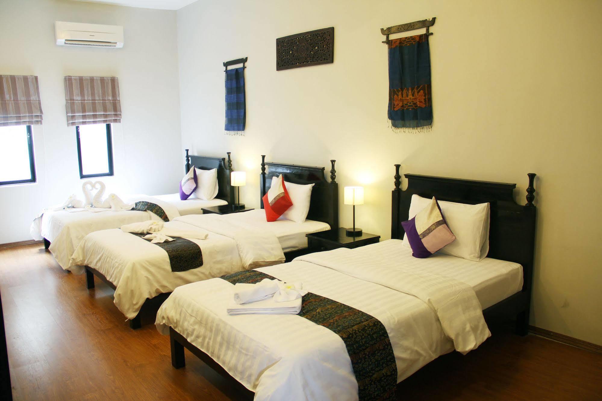 Cozy Boutique Hotel Phnom Penh Exterior photo